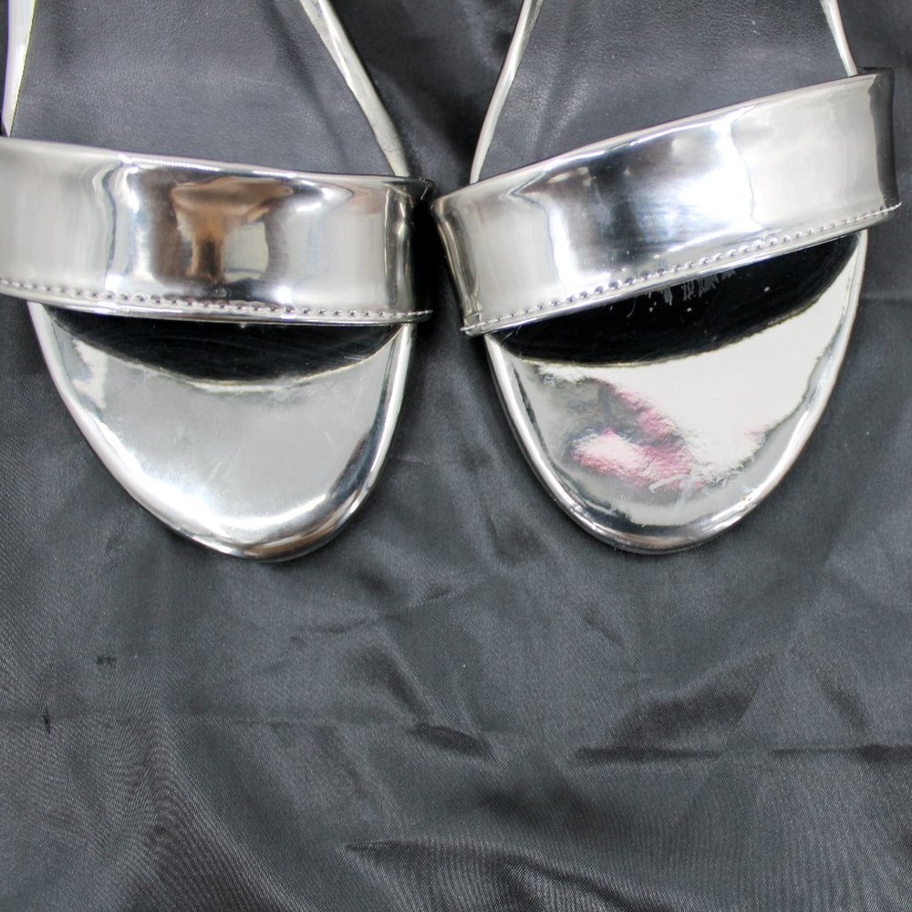 Uraz Moda Silver Heels - Picture 5 of 9